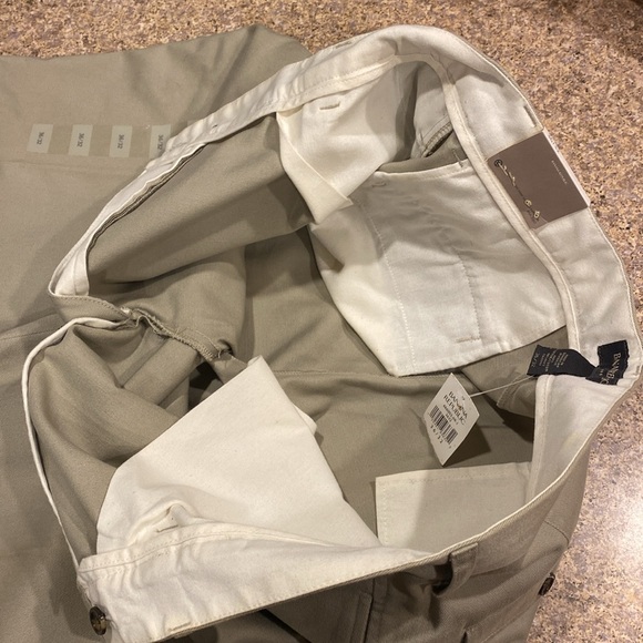 NWT Banana Republic Pleated Smithfield Relaxed Leg Chinos 36 / 32 - Picture 16 of 16
